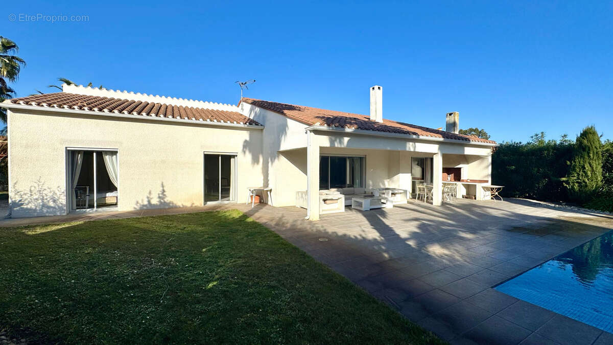 Maison à SAINT-CYPRIEN