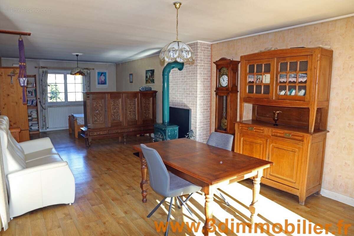 Maison à BLETTERANS