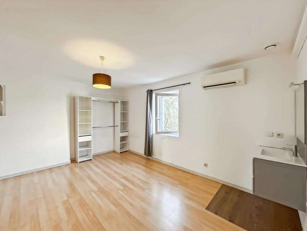 Appartement à MONTELIMAR