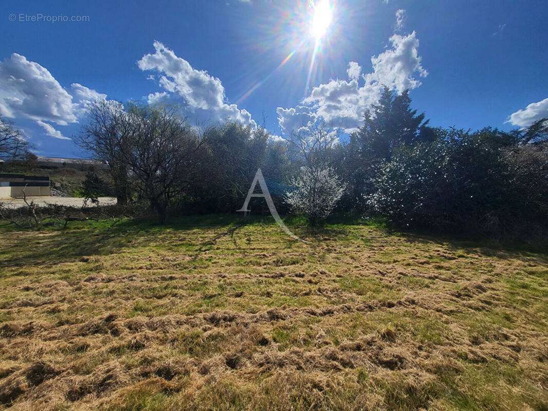 Terrain à APREMONT
