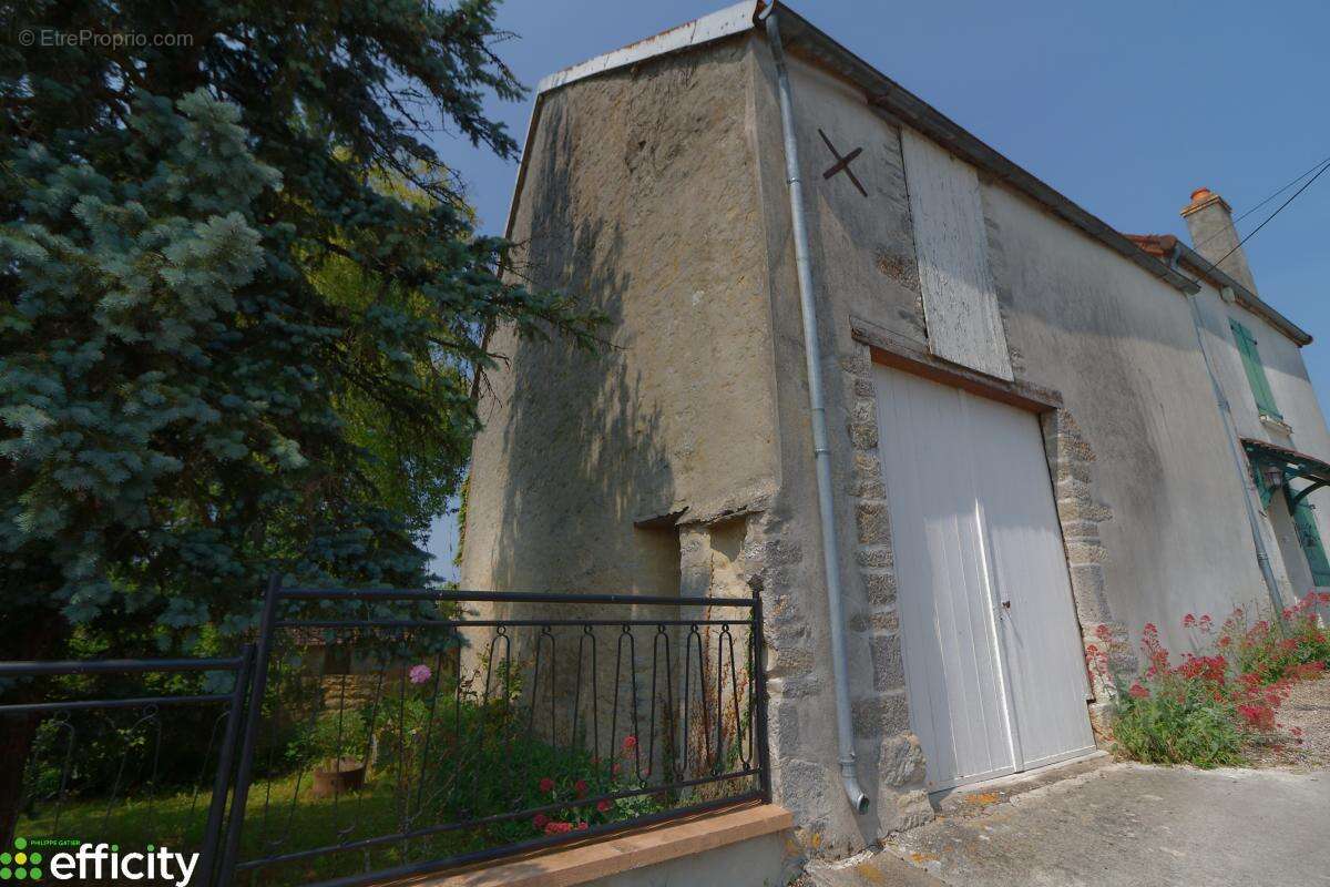 Maison à VILLEDIEU