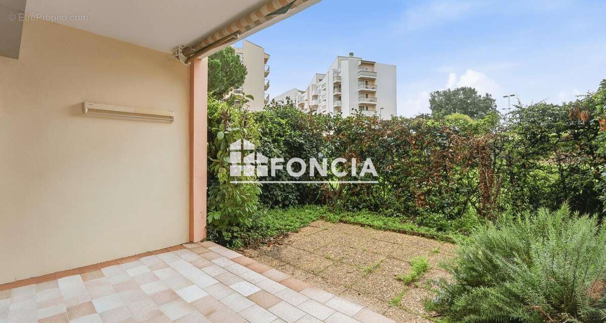 Appartement à LE CANNET