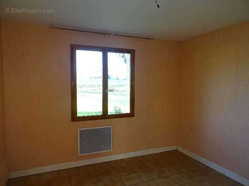 Maison à VERNEUIL-SUR-VIENNE