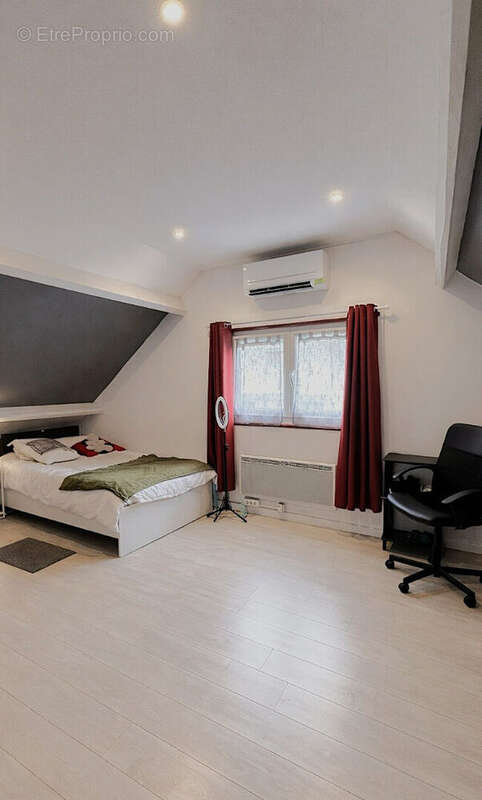 Maison à SURVILLIERS