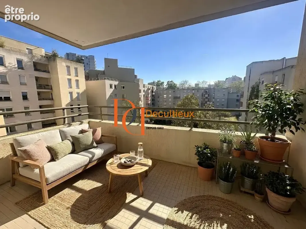 Appartement 4 pièces 89 m² à vendre à Villeurbanne (69100) - photo 1