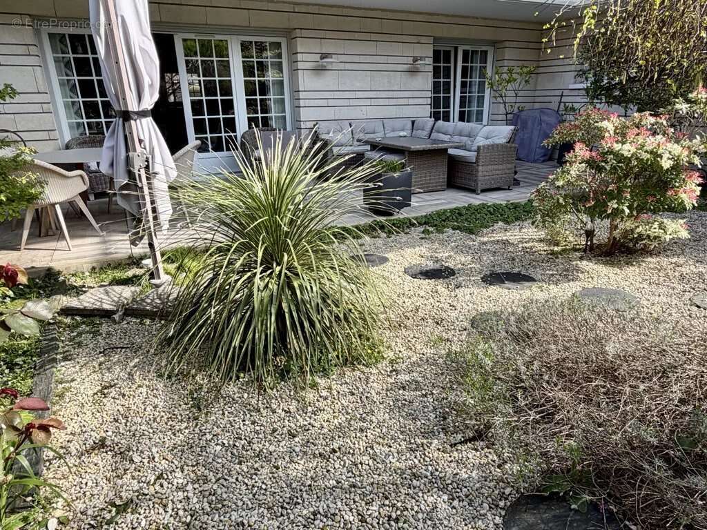 Appartement à HOULGATE