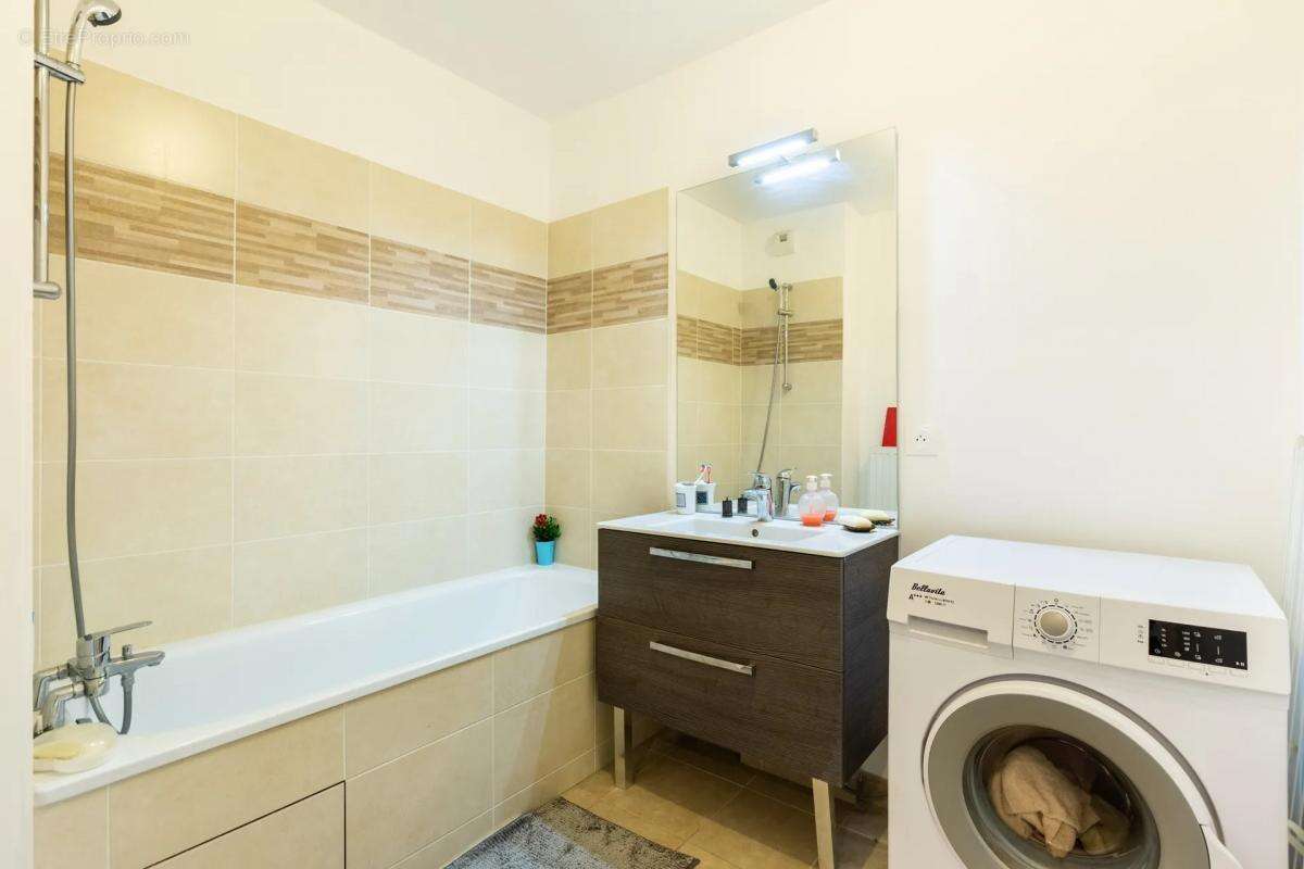 Appartement à SAINT-DENIS