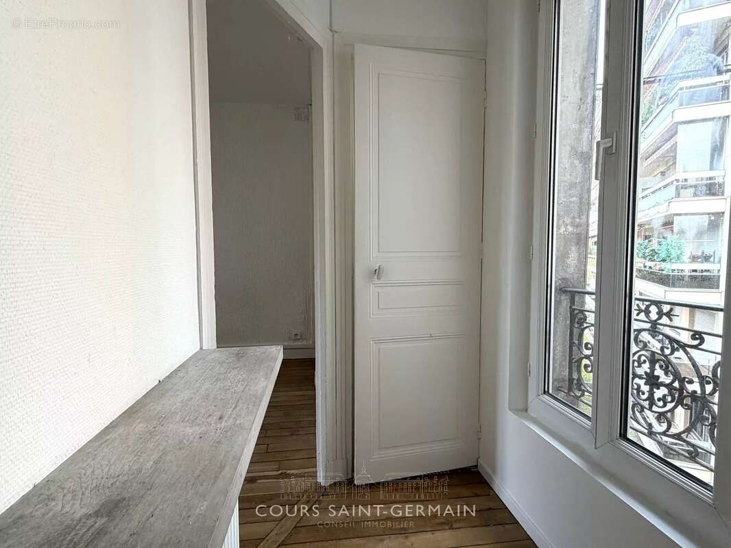 Appartement à LES LILAS