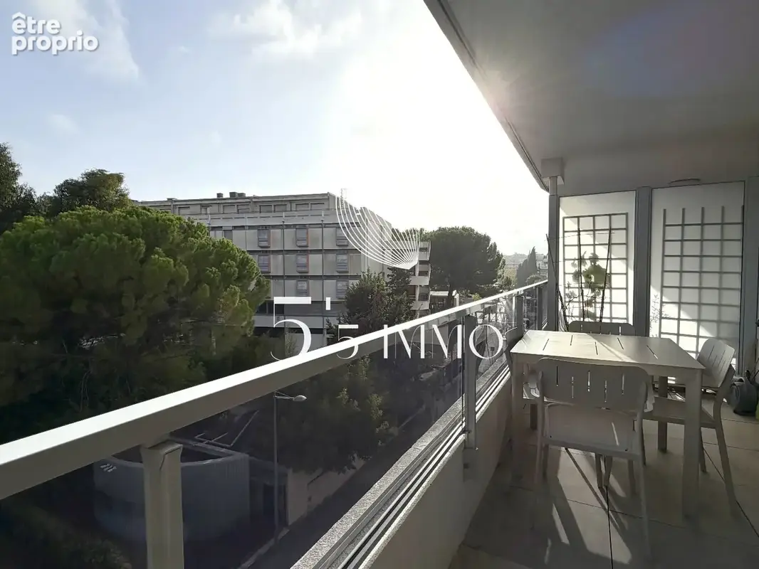 Etage eleve - grand 2 pieces - photo 10