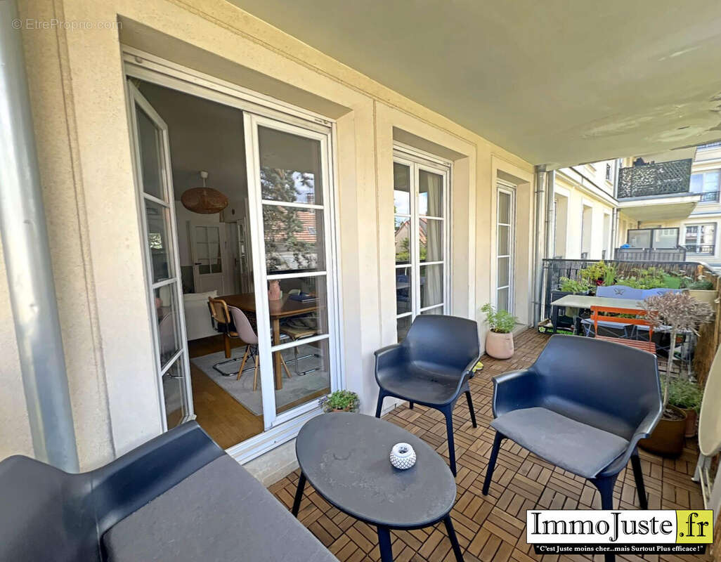 Appartement à SAINT-CYR-L'ECOLE