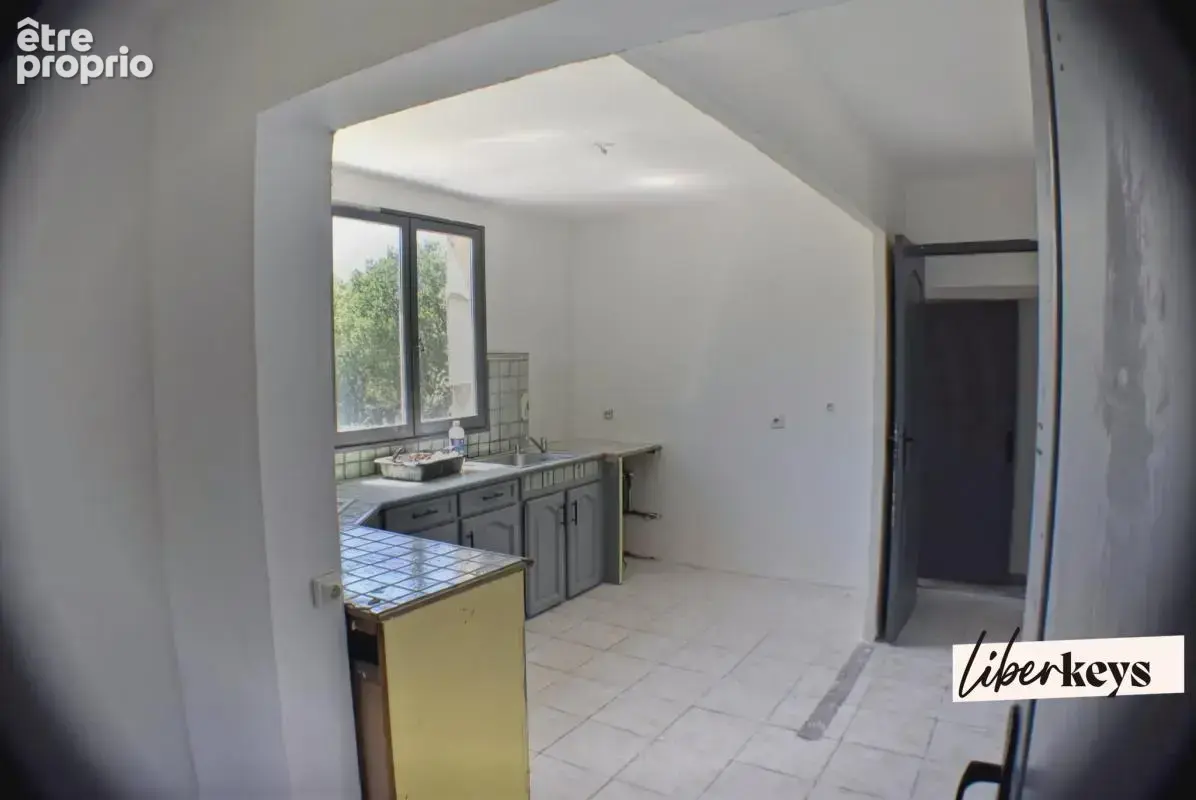 Au calme absolu et dans un parc arboré, propriété 2 habitations, dépendances - photo 4