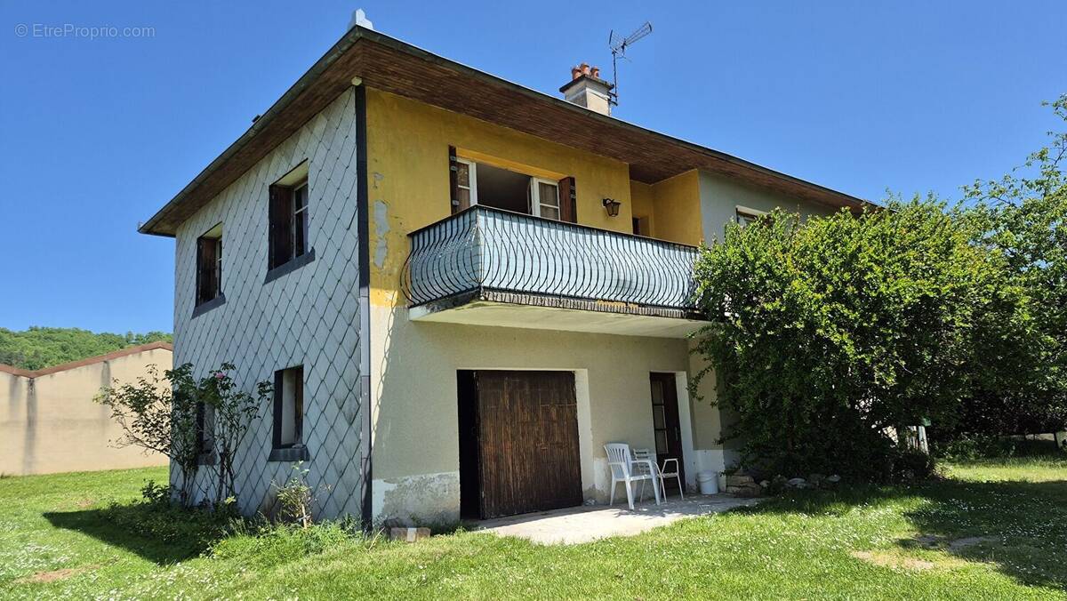 Maison à SAINT-COME-D'OLT