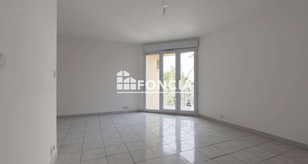 Appartement à VIRY-CHATILLON