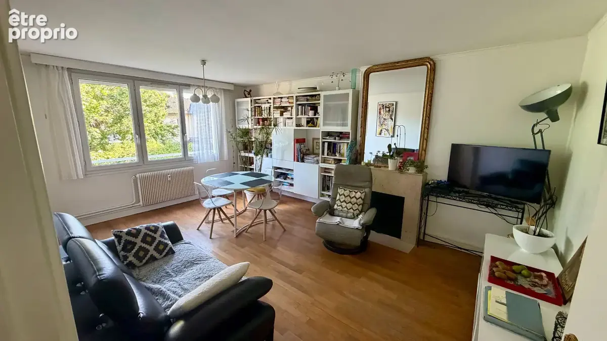 Appartement à ENGHIEN-LES-BAINS