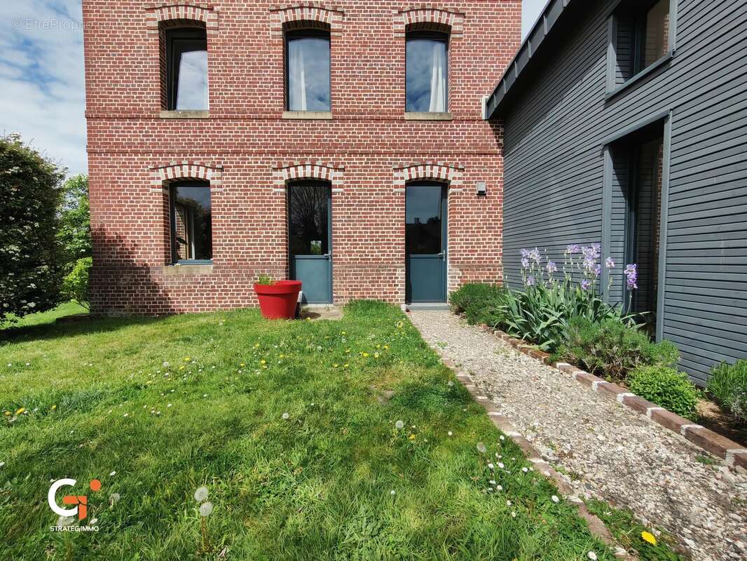 Maison à HOUPPEVILLE