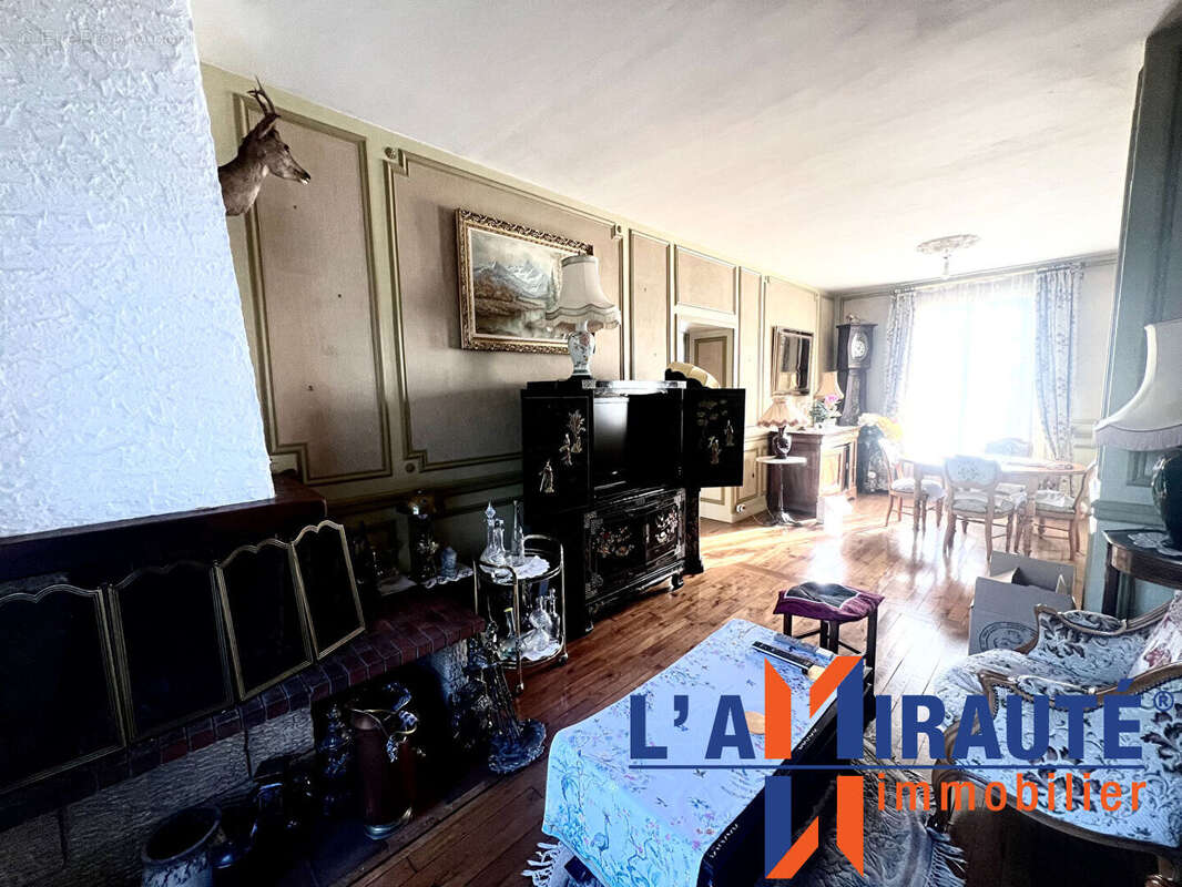 Maison à SARTROUVILLE