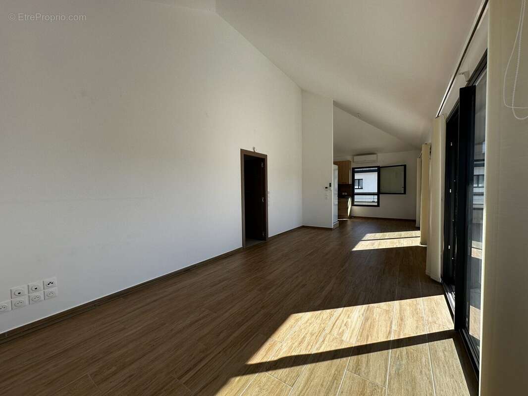 Appartement 89 m² à Rumilly  - photo 6