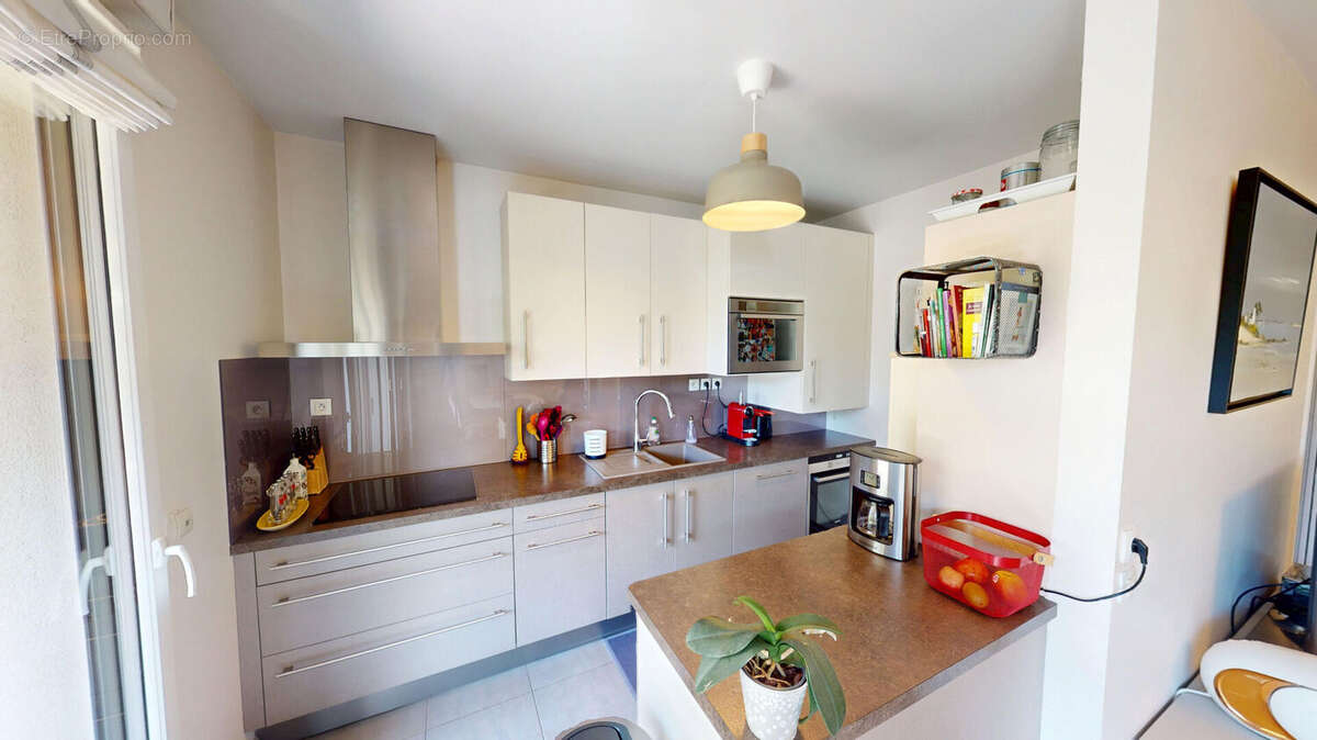 Appartement à LE PERREUX-SUR-MARNE