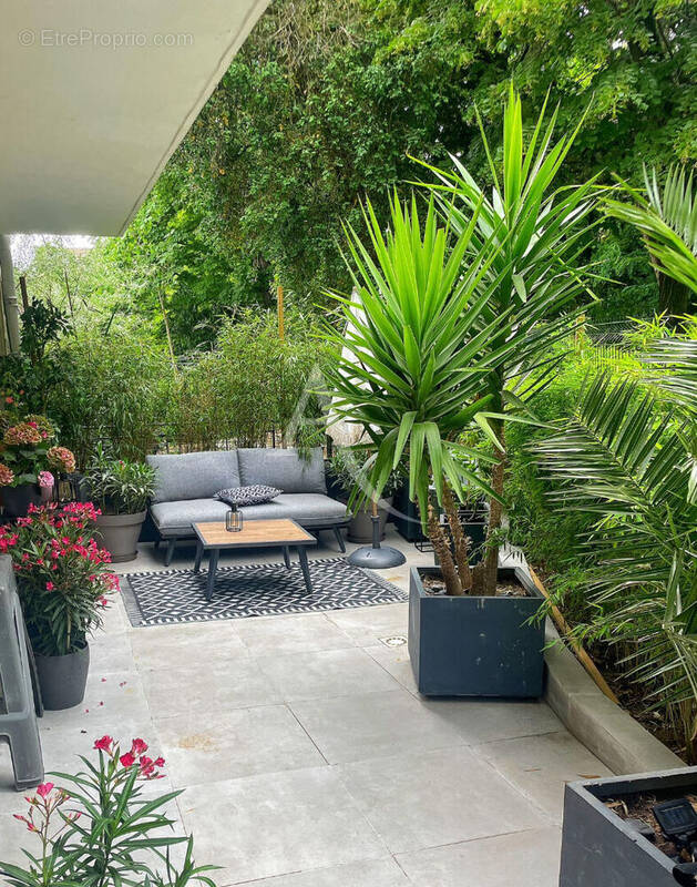 Appartement à SURESNES