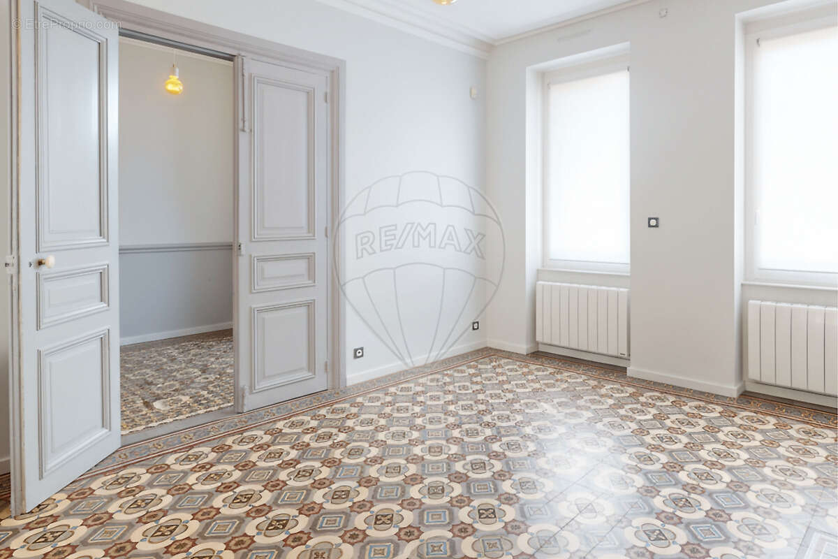 Maison à FLEURY-LES-AUBRAIS