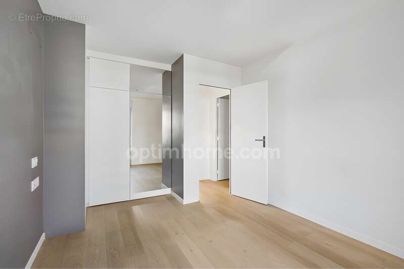 Appartement à ISSY-LES-MOULINEAUX