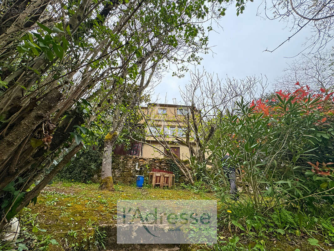 Maison à PUY-L&#039;EVEQUE