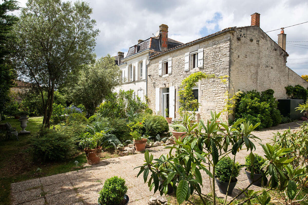 Maison à LA BENATE