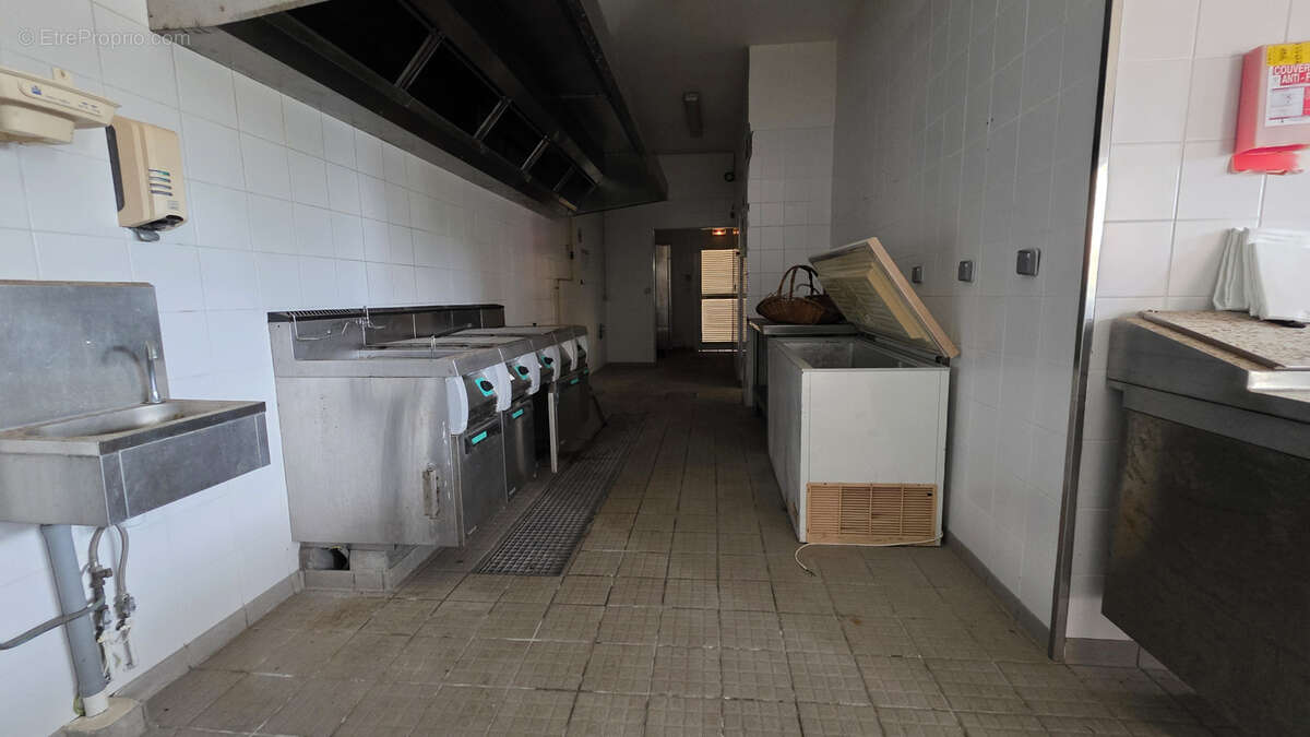 Commerce à LA TRINITE