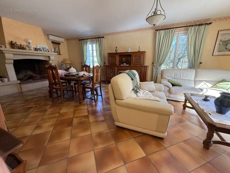 Maison à ALTHEN-DES-PALUDS