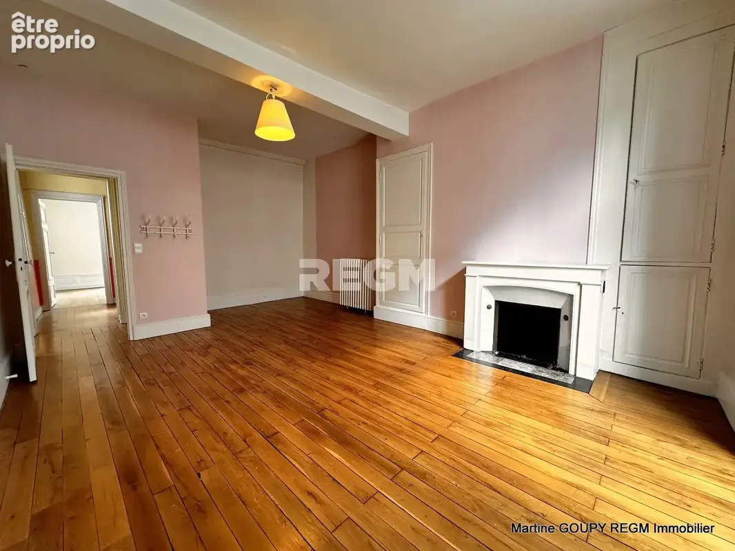 ORLEANS (45)   Centre / Cathédrale   Foncier sur 3 niveaux 360 m2 /sol - Investisseurs - photo 24