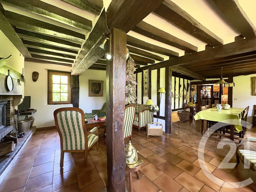 Maison à CHAPELLE-ROYALE