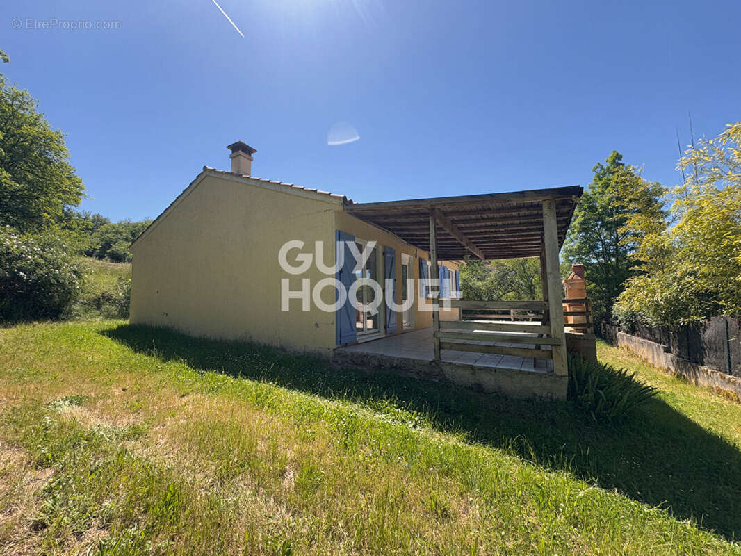 Maison à LAROQUE-DES-ARCS