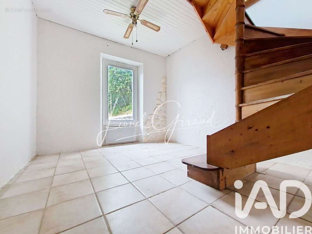 Photo 3 - Maison à LA MOTTE-SAINT-MARTIN