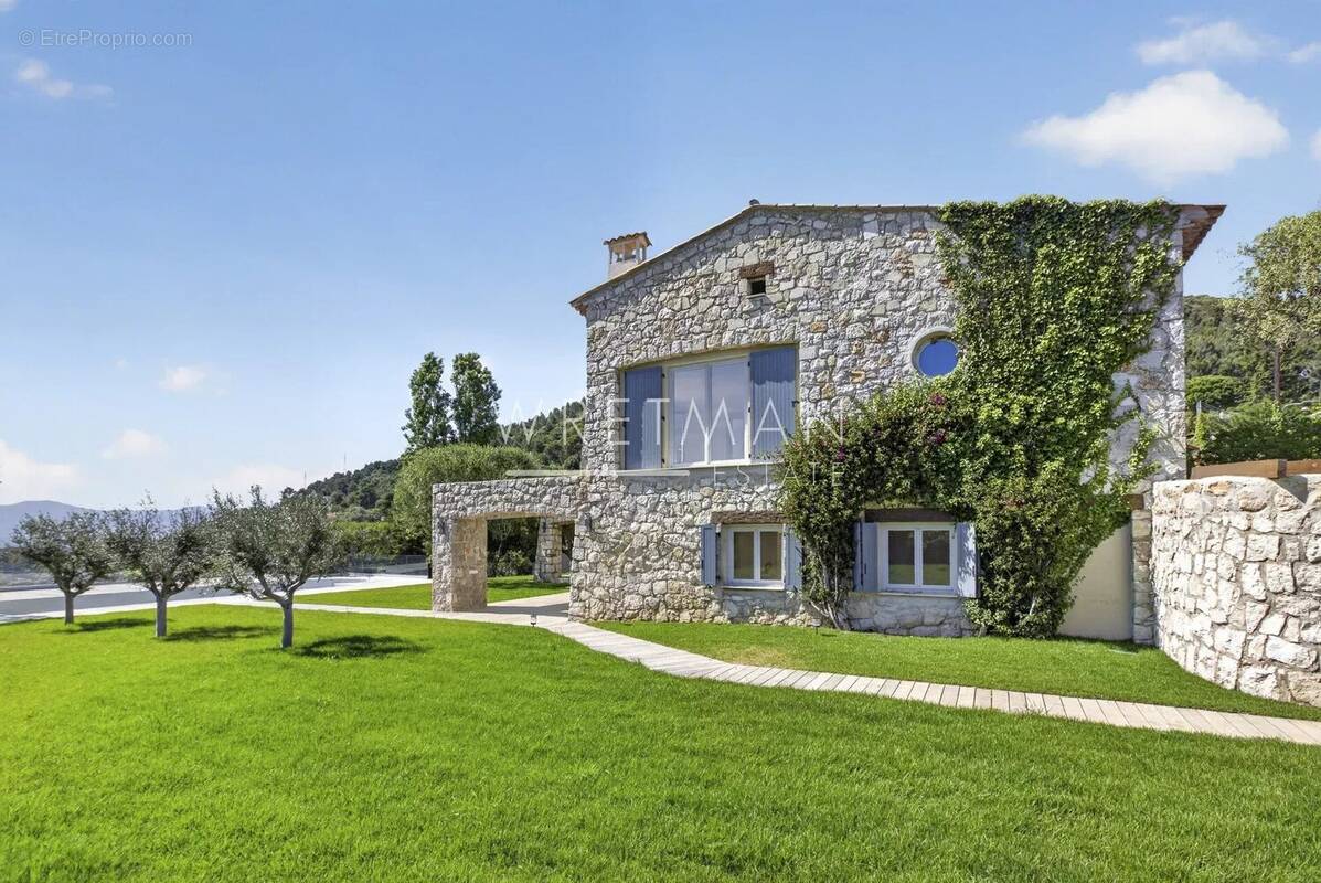 Maison à VILLEFRANCHE-SUR-MER
