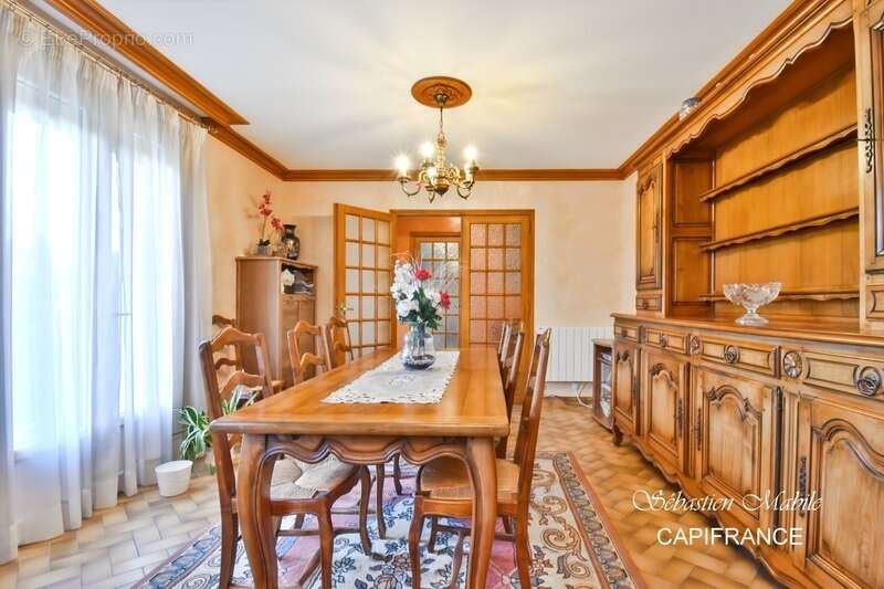 Maison à ROZ-SUR-COUESNON