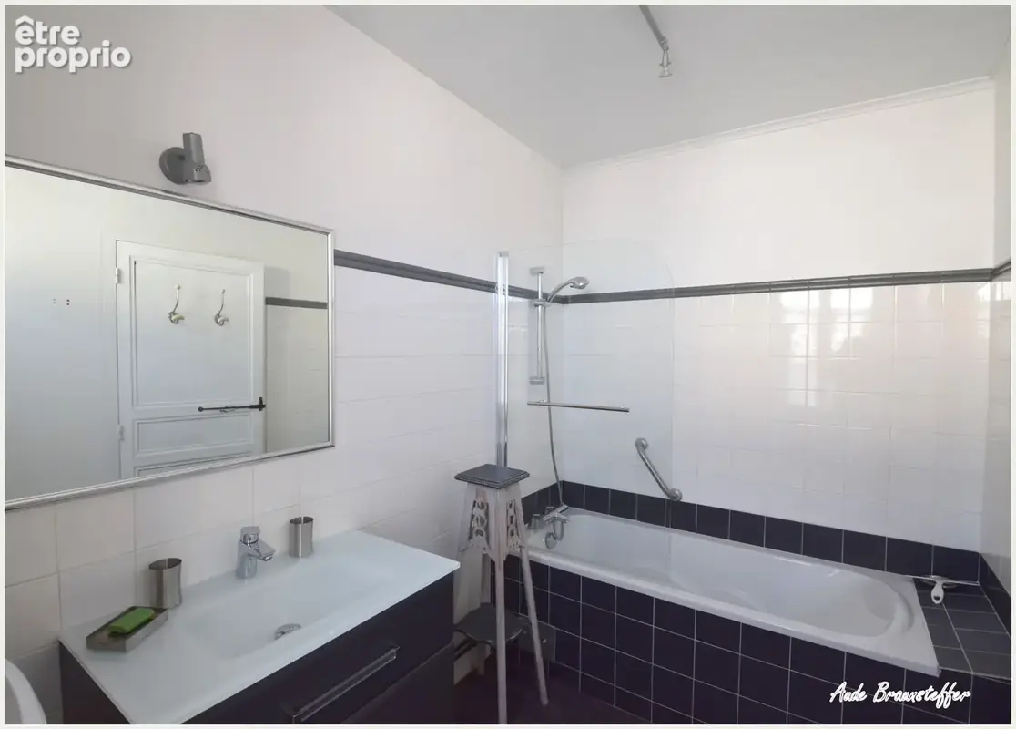 Maison à vendre 5 pièces SAINT CLEMENT DES BALEINES (17), 3 chambres, belle réception - photo 13