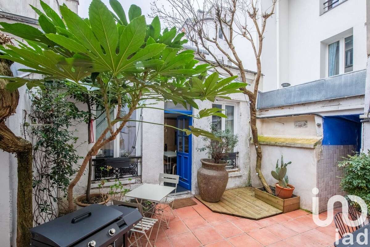 Photo 2 - Maison à PARIS-18E