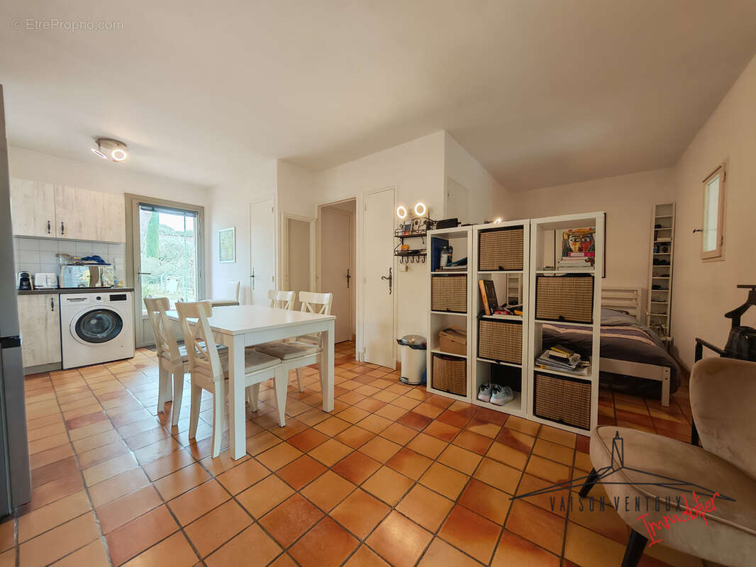 Maison à VAISON-LA-ROMAINE