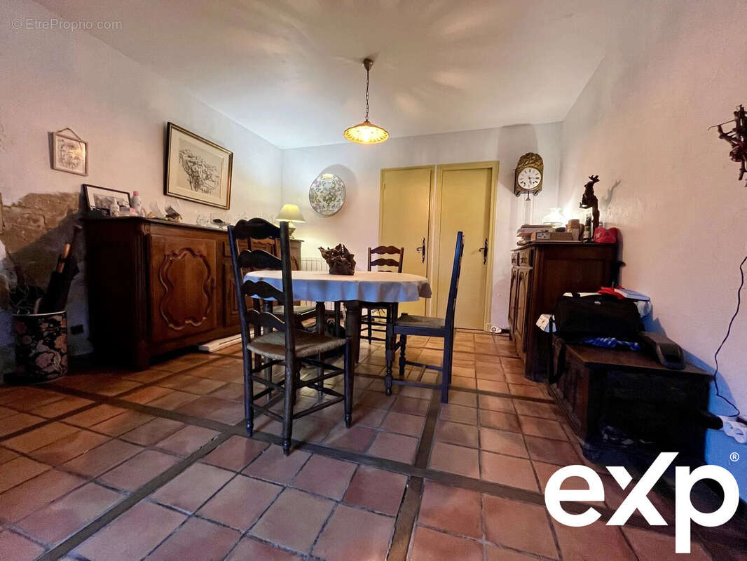 Maison à COUX-ET-BIGAROQUE