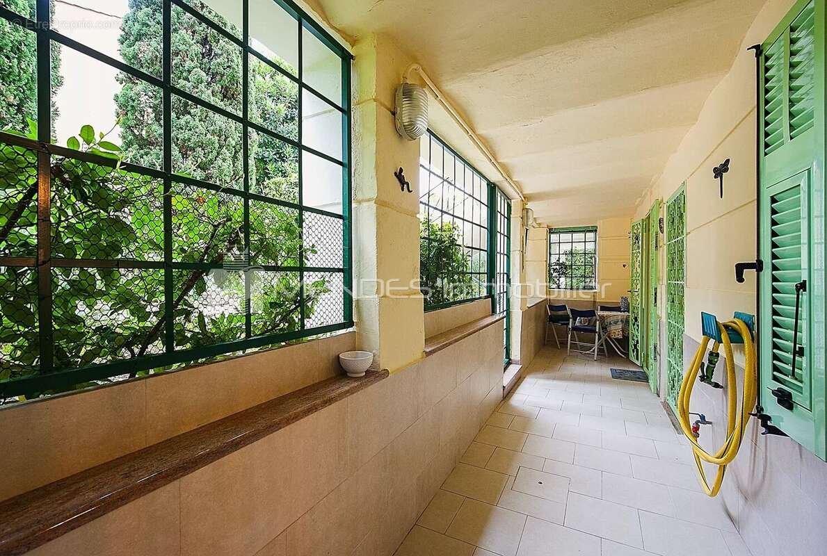 Appartement à MENTON