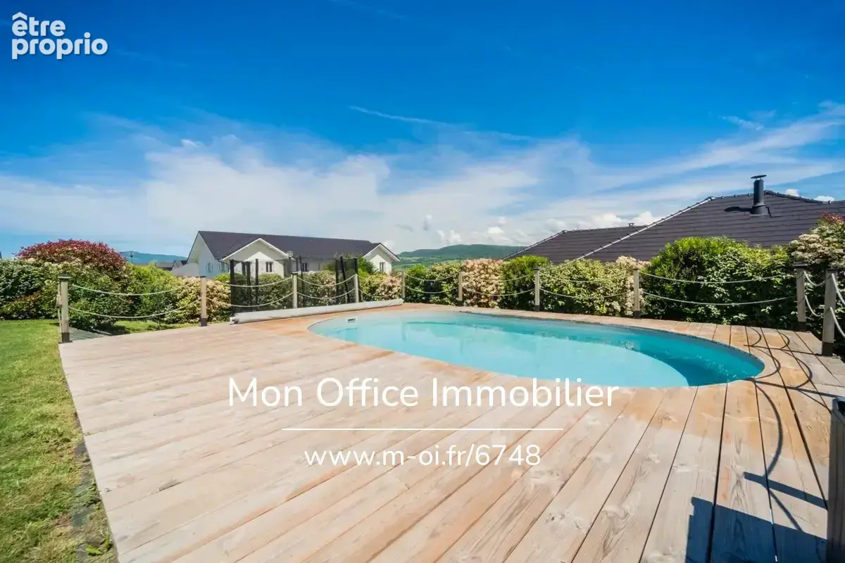 Référence : 7196-TCA - Maison 6 pièces de 2016 - terrain entièrement clos - DPE A - Piscine - à La Balme-de-Sillingy (74330) - photo 6