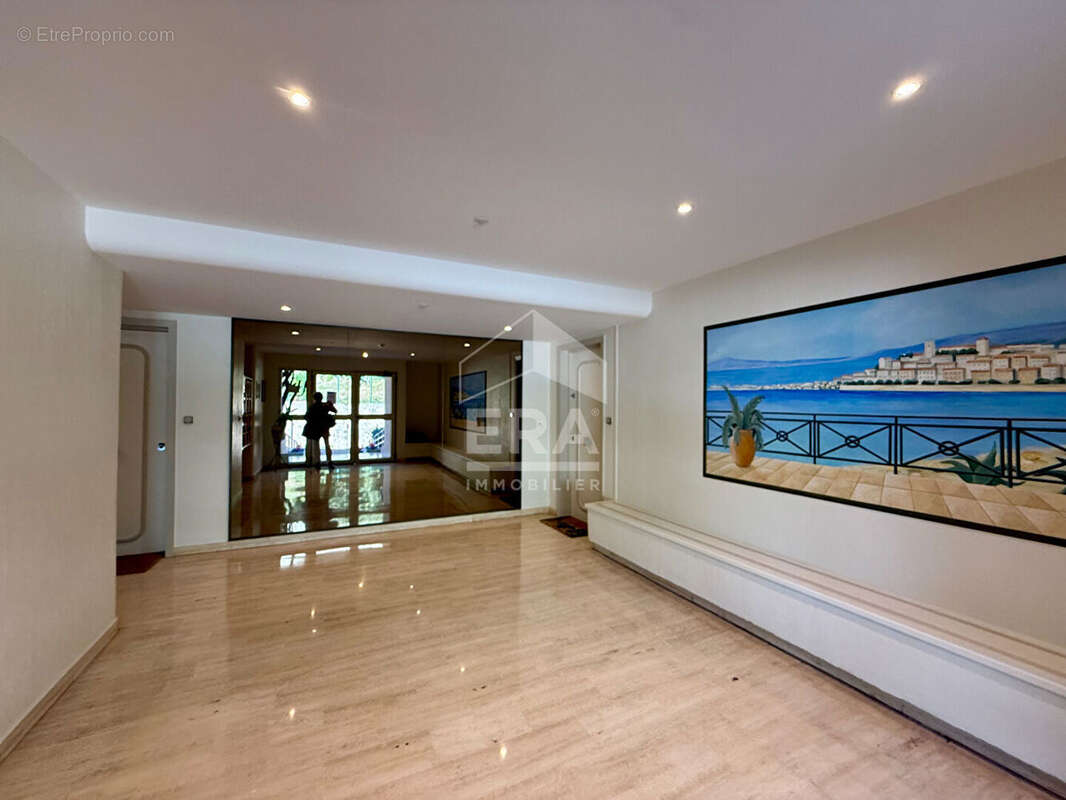 Appartement à LE CANNET