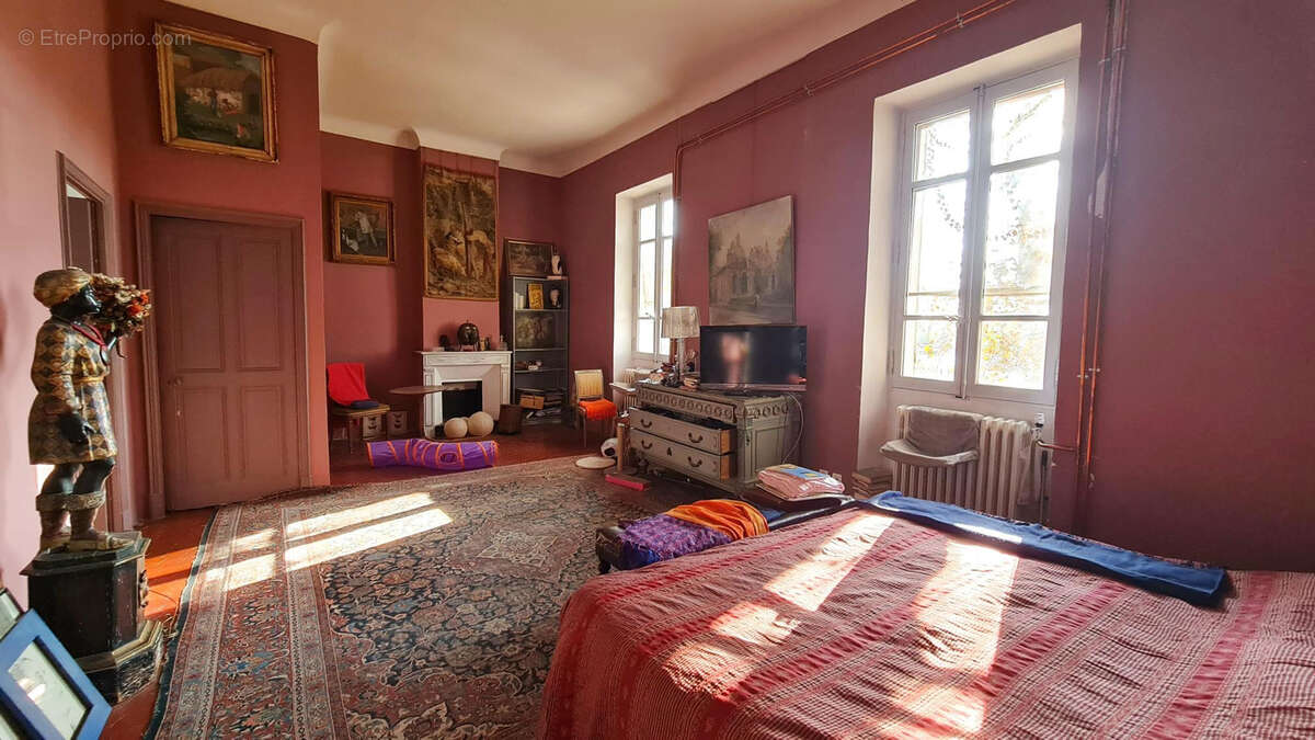 Maison à L'ISLE-SUR-LA-SORGUE