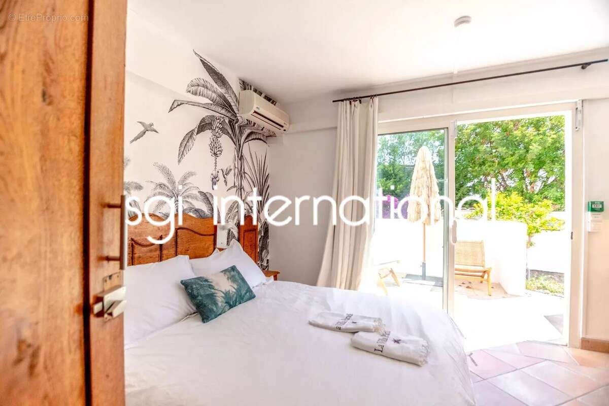 Maison à LES ISSAMBRES