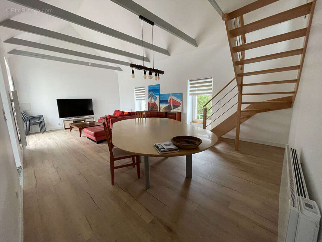 Appartement à PLEUVEN