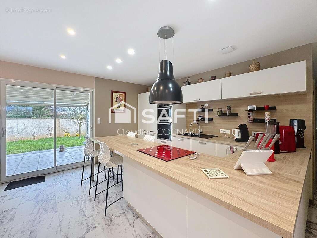 Photo 4 - Maison à FEILLENS