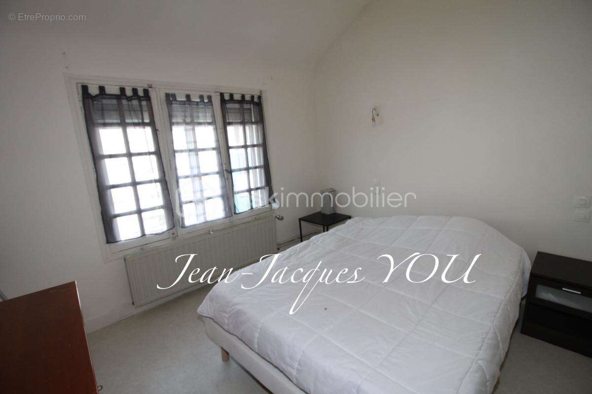 Maison à SAINT-HILAIRE-DU-HARCOUET