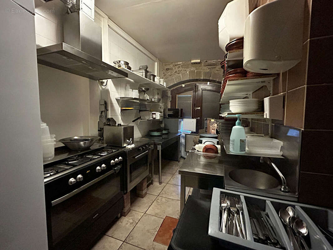 Commerce à CARCASSONNE