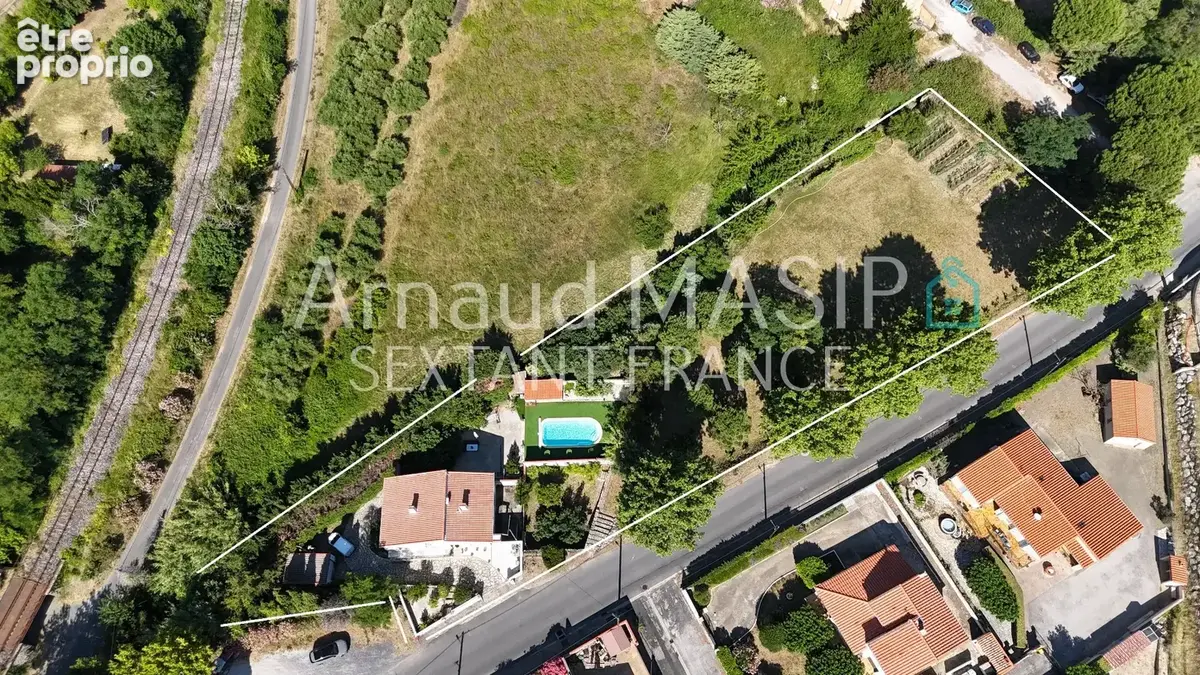 Villa 4f 142m², piscine, 2 garages, parcelle 3 174m², vue imprenanble, emplacement tranquil, proche commerces - photo 18