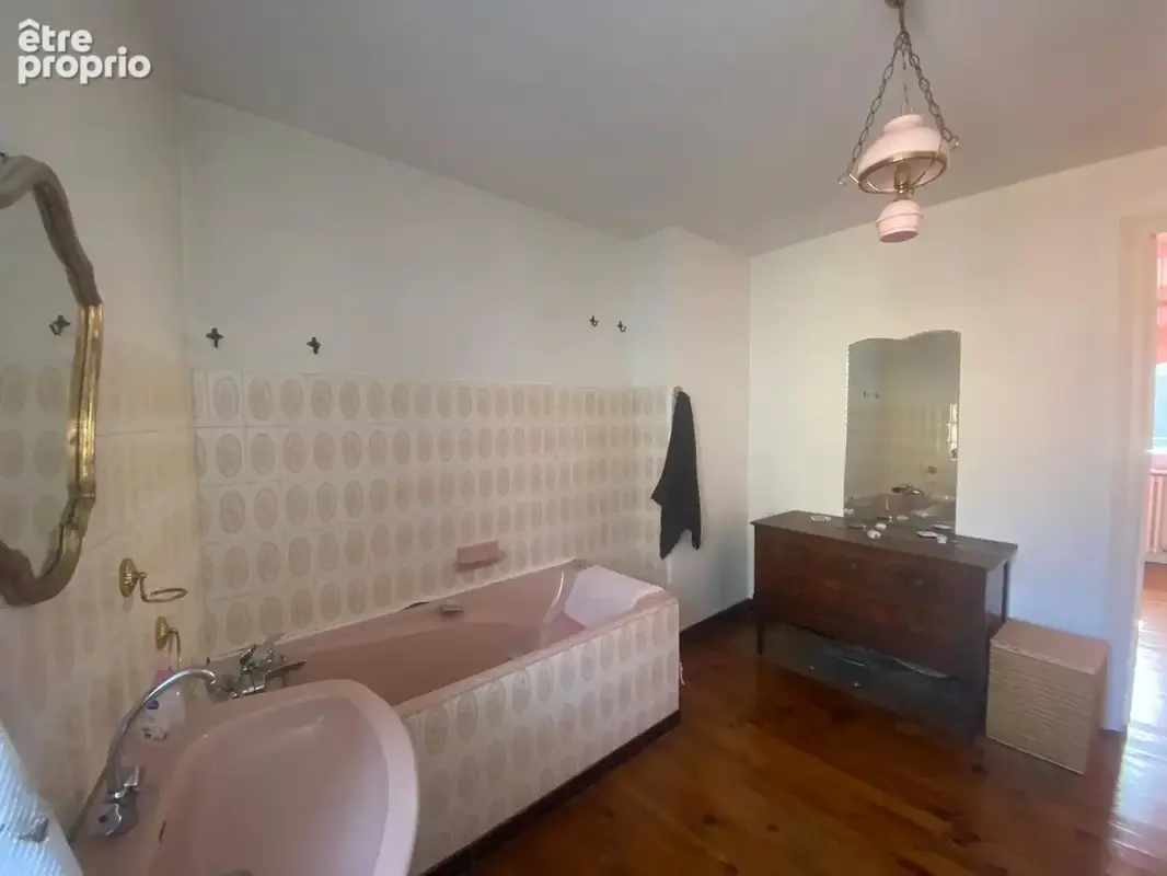 Centre Luchon –  92,5 m² au sol – Fort potentiel d'aménagement - photo 3